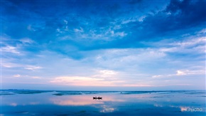 阳澄湖上打渔船