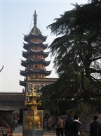 灵岩山禅寺