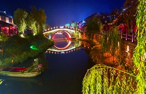 古镇夜色