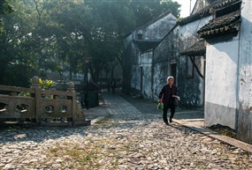 走进水乡