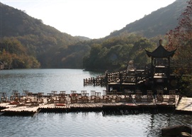 龙池