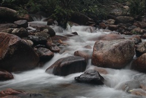 山涧小溪