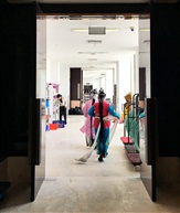 后台
