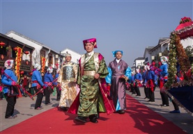 《 正月初一 》