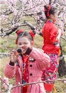 《摄春》