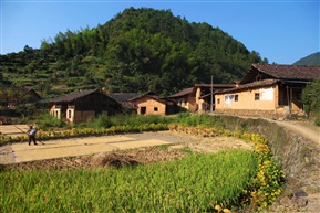 小山村