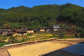 小山村