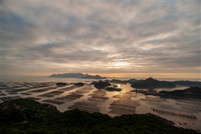海边日出