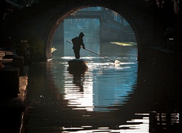 河道“美容师”