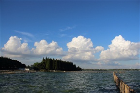 淀山湖的天空