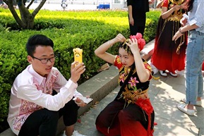 补妆