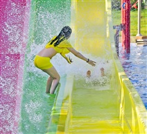 滑水