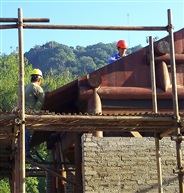 烈日下的建筑工人2