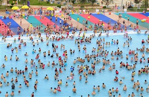 巴城 《水之梦》人造海浪