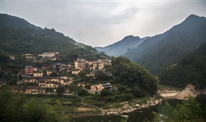 大山里的乡村