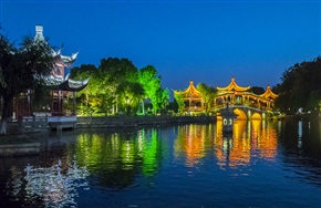 古镇夜色