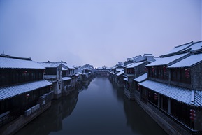 小镇初雪