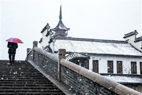 古镇初雪