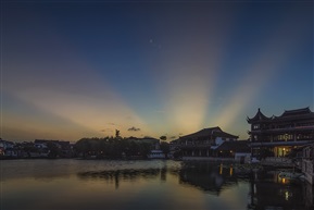 晚霞万丈