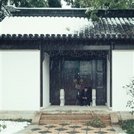 倚门候雪止