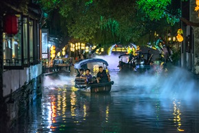 夜游周庄