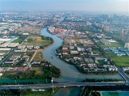 《青阳港》前进路段