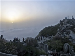 泰山日出