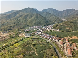 美丽山村