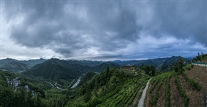 《石潭北山岭观景台》