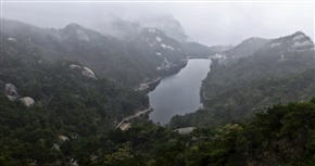 烟雨天柱山-1